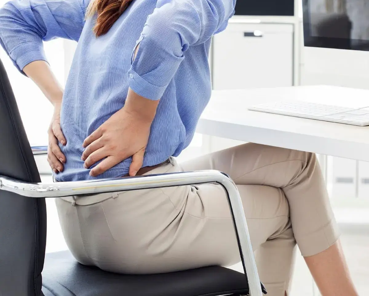 Séance de stretching en entreprise pour relâcher les tensions musculaires